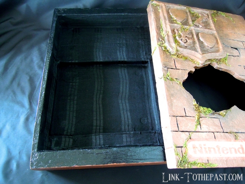 nes-custom-gw-zelda-9 Intérieur boite Nintendo Nes Custoom Game and Watch Zelda